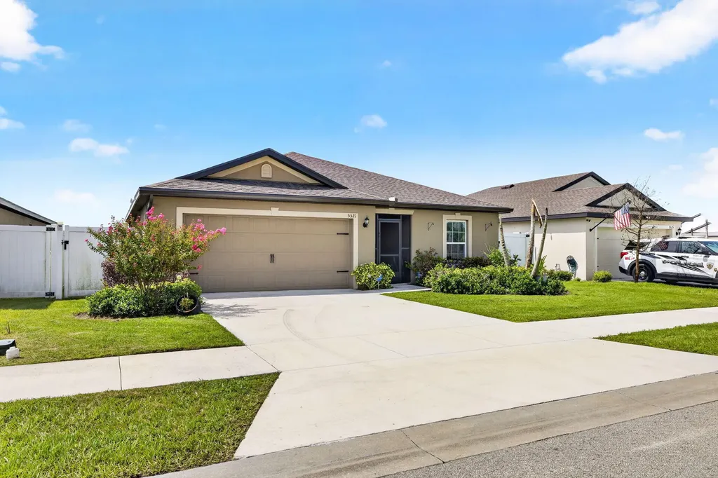 5521 Fantasy Drive Fort Pierce FL 34947