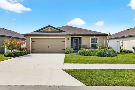 5521 Fantasy Drive Fort Pierce FL 34947