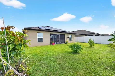 5521 Fantasy Drive Fort Pierce FL 34947