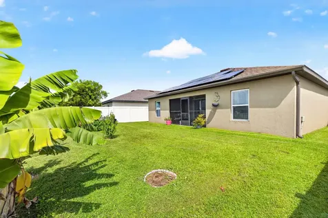 5521 Fantasy Drive Fort Pierce FL 34947