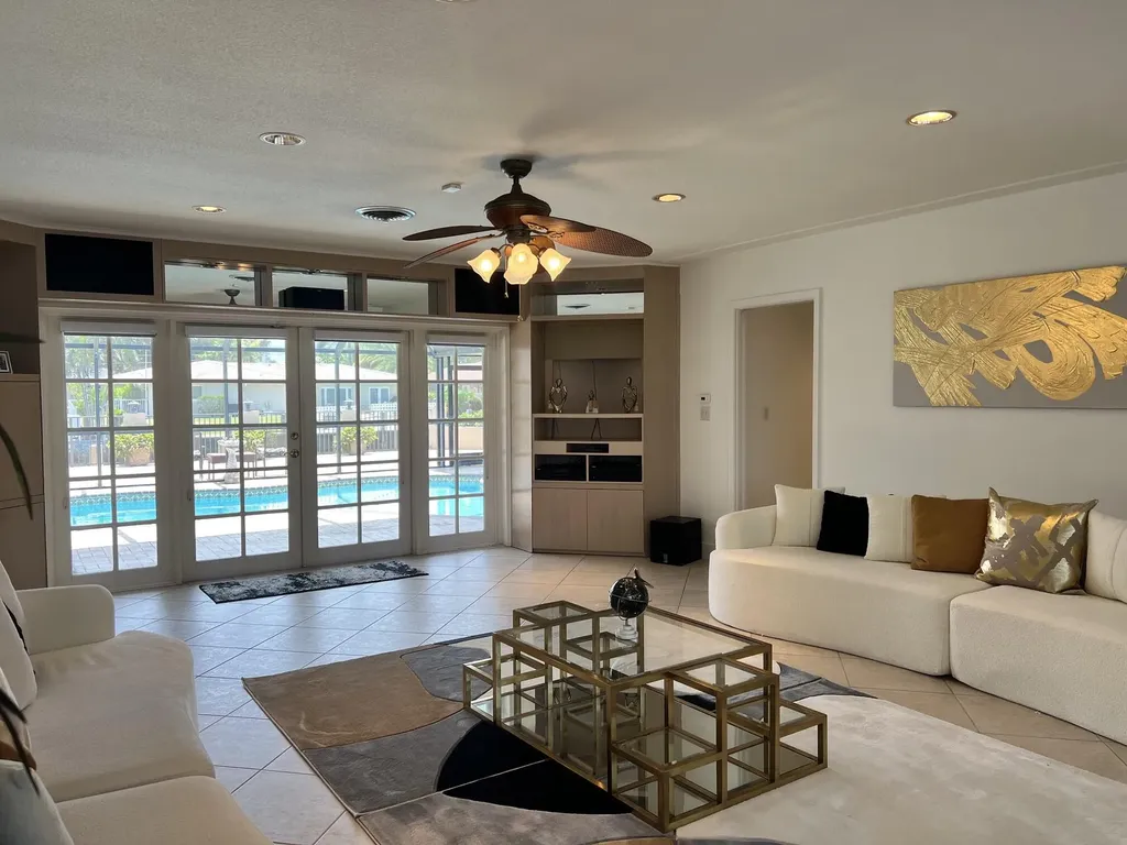 3920 NE 27th Avenue Lighthouse Point FL 33064