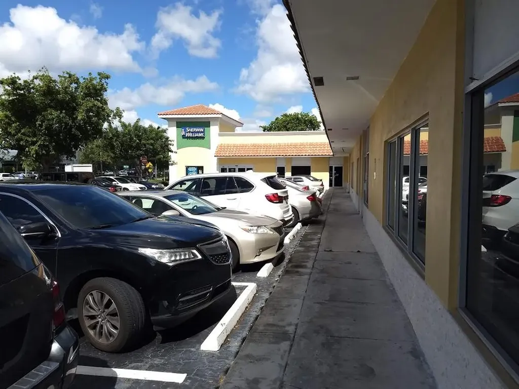 660 N State Road 7 Plantation FL 33317