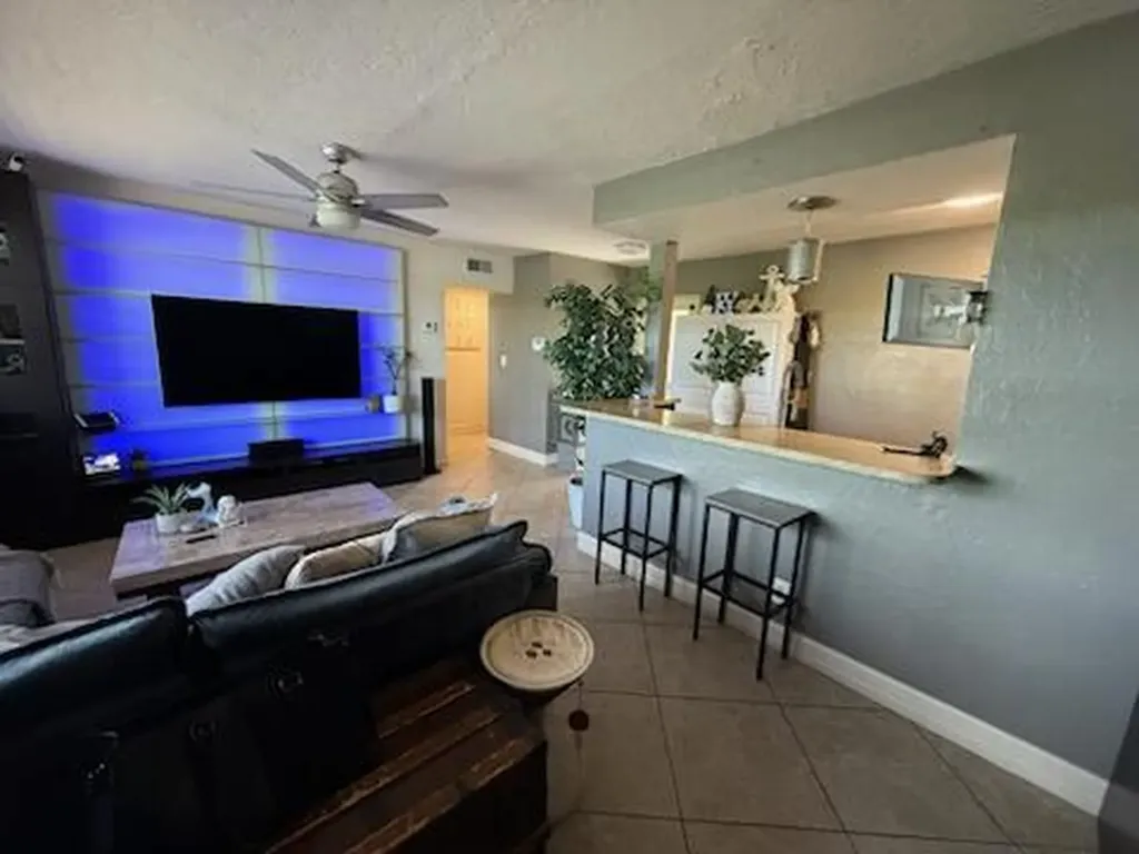 2713 NE 33rd Avenue Fort Lauderdale FL 33308