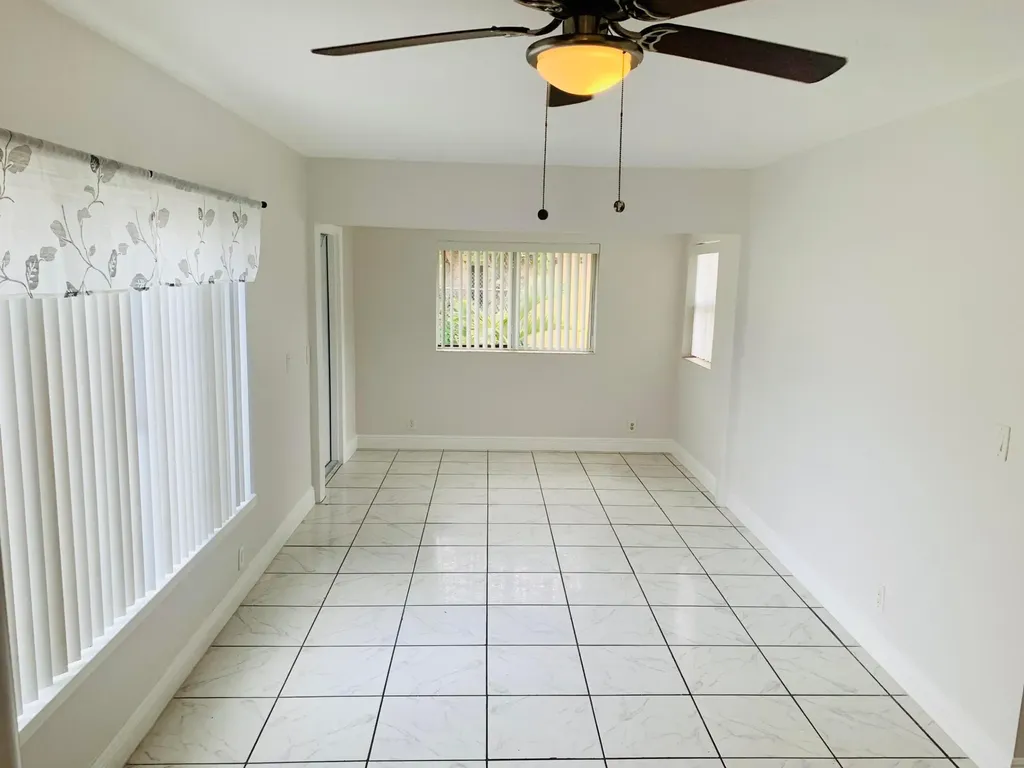 417 NE 2nd Street Boynton Beach FL 33435