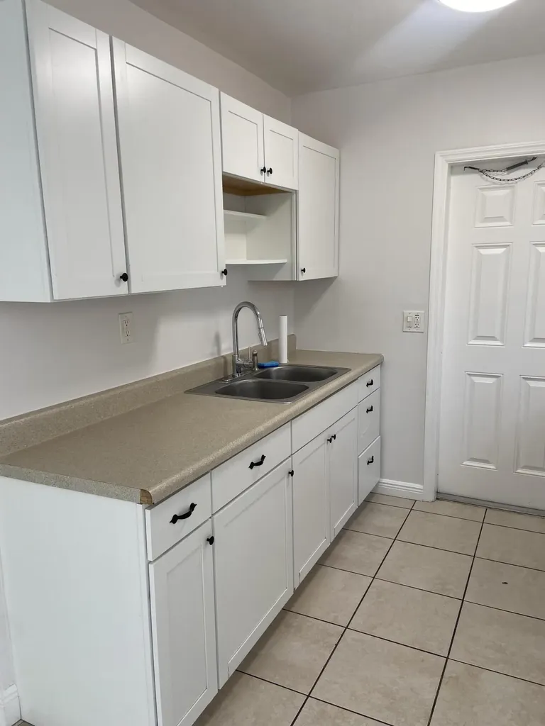 417 NE 2nd Street Boynton Beach FL 33435