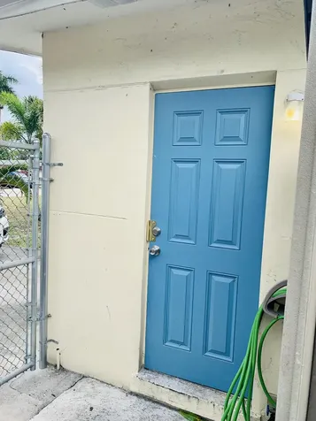 417 NE 2nd Street Boynton Beach FL 33435
