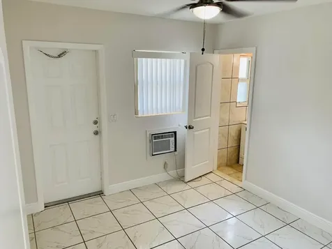 417 NE 2nd Street Boynton Beach FL 33435