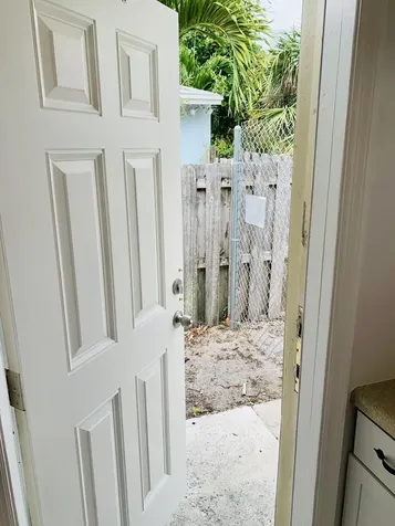 417 NE 2nd Street Boynton Beach FL 33435