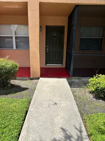 704 NW 103rd Terrace Pembroke Pines FL 33026