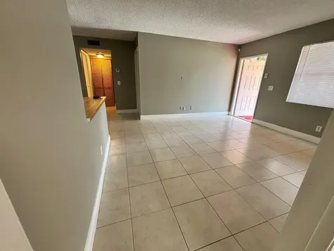 704 NW 103rd Terrace Pembroke Pines FL 33026