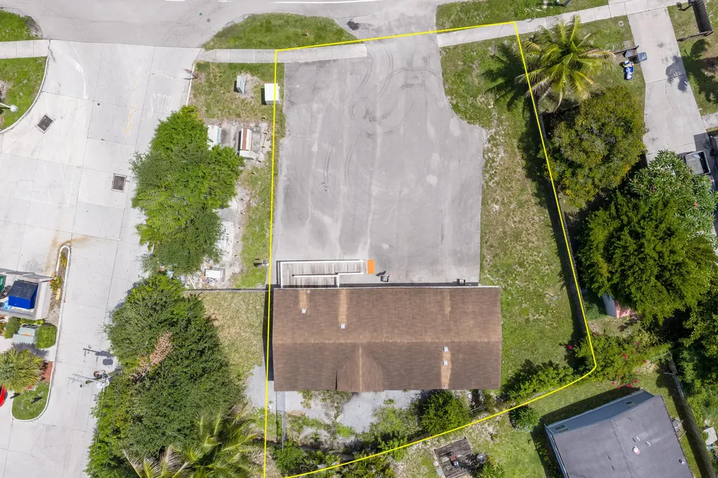 10105 SW Sandalfoot Boulevard Boca Raton FL 33428