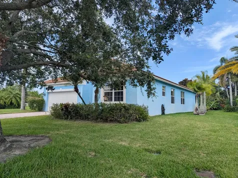 2119 NW Marsh Rabbit Lane Jensen Beach FL 34957