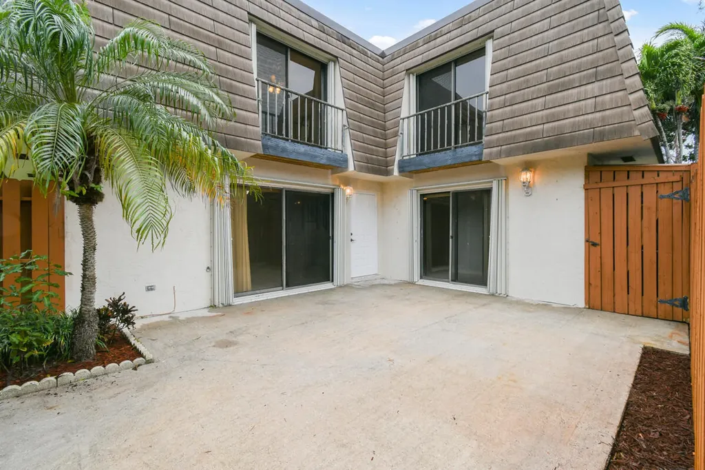 326 Jupiter Lakes Boulevard Jupiter FL 33458