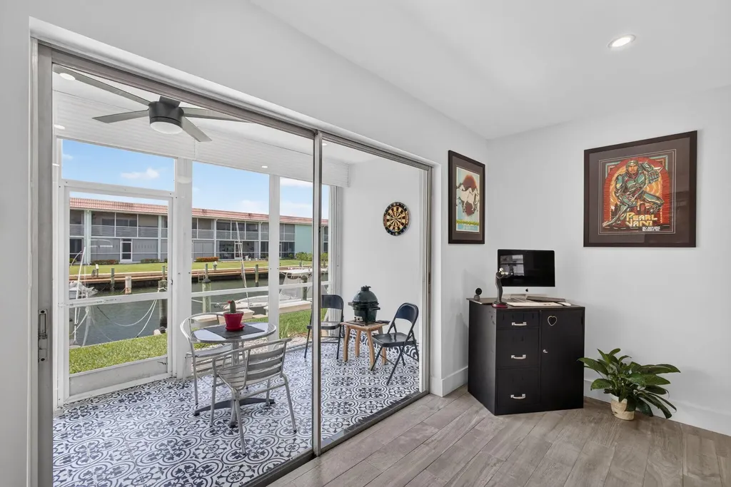 110 Wettaw Lane North Palm Beach FL 33408