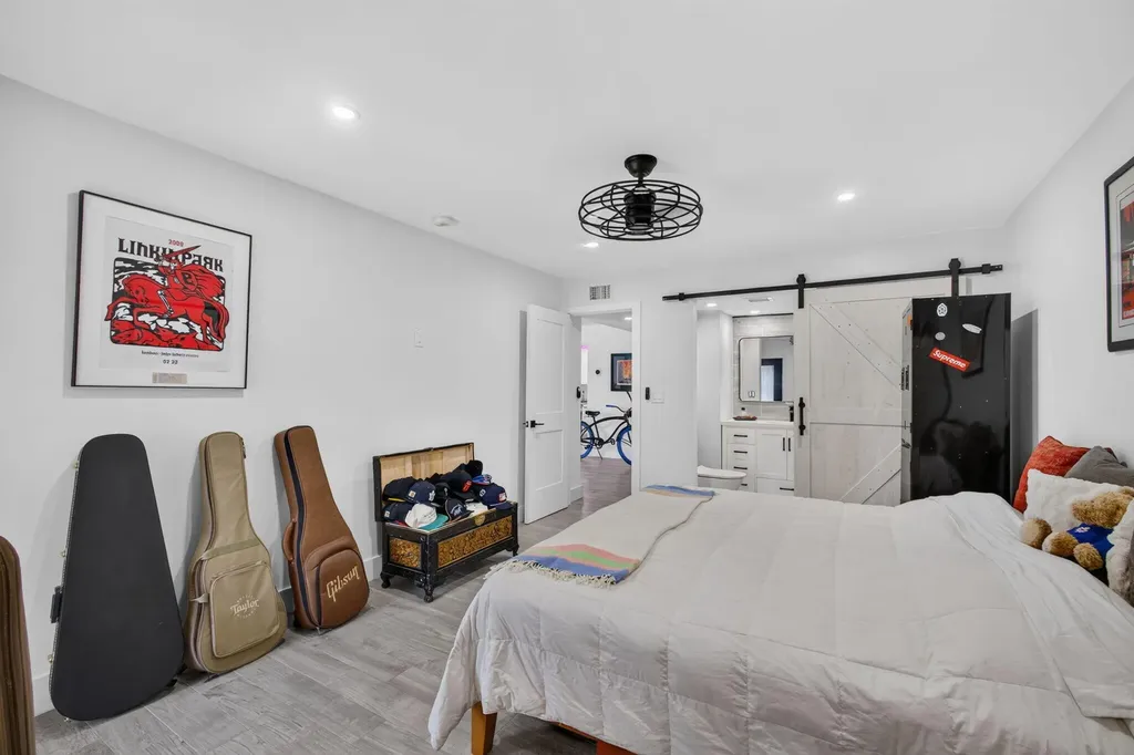 110 Wettaw Lane North Palm Beach FL 33408