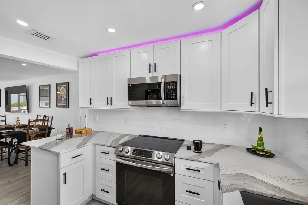 110 Wettaw Lane North Palm Beach FL 33408