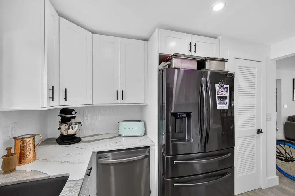 110 Wettaw Lane North Palm Beach FL 33408