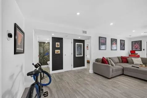 110 Wettaw Lane North Palm Beach FL 33408