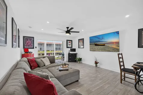 110 Wettaw Lane North Palm Beach FL 33408