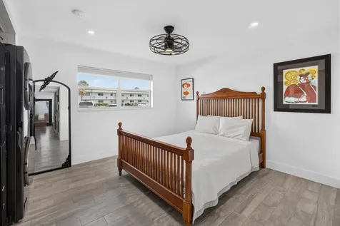 110 Wettaw Lane North Palm Beach FL 33408