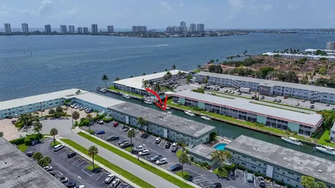 110 Wettaw Lane North Palm Beach FL 33408