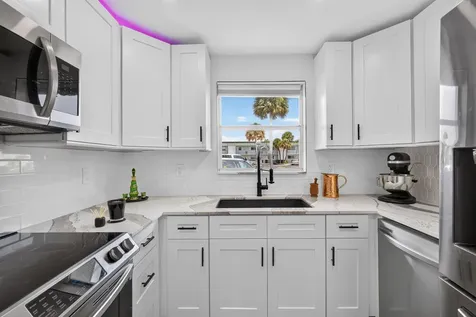 110 Wettaw Lane North Palm Beach FL 33408