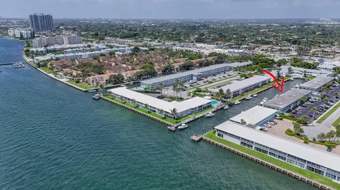 110 Wettaw Lane North Palm Beach FL 33408