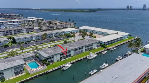 110 Wettaw Lane North Palm Beach FL 33408