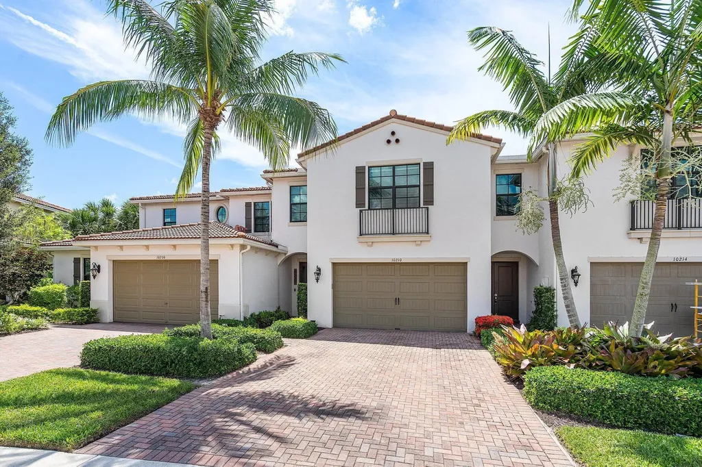 10210 Akenside Drive Boca Raton FL 33428