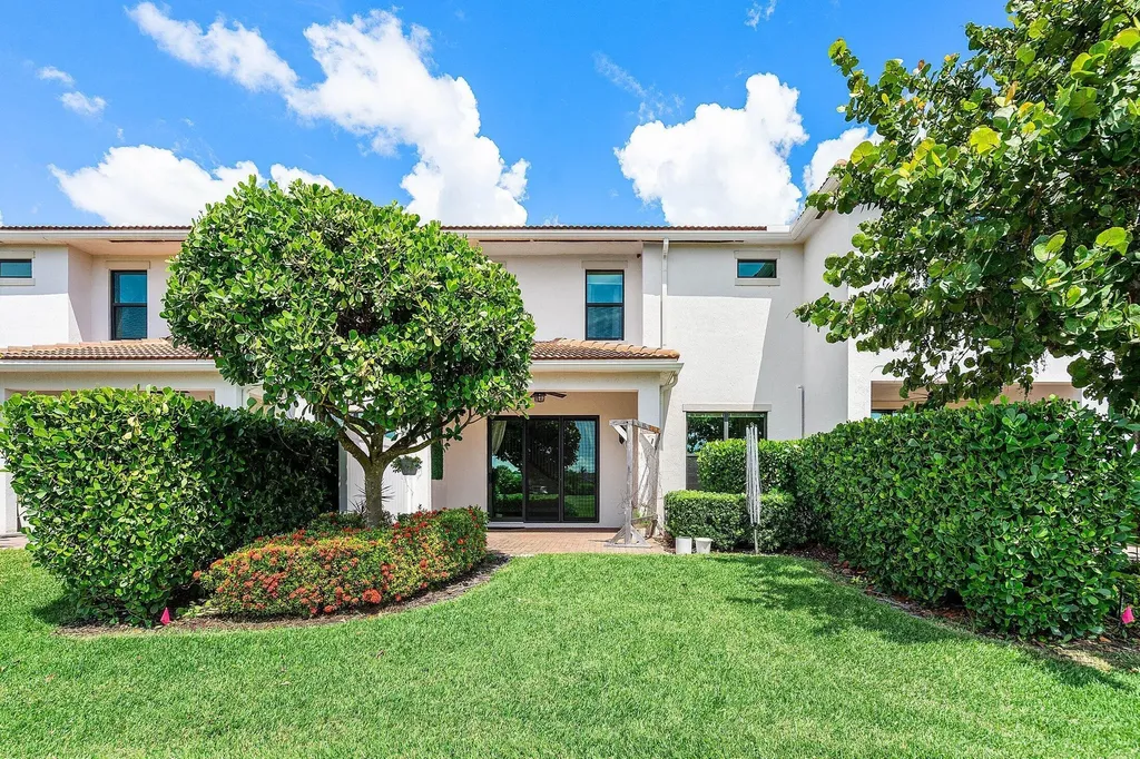 10210 Akenside Drive Boca Raton FL 33428