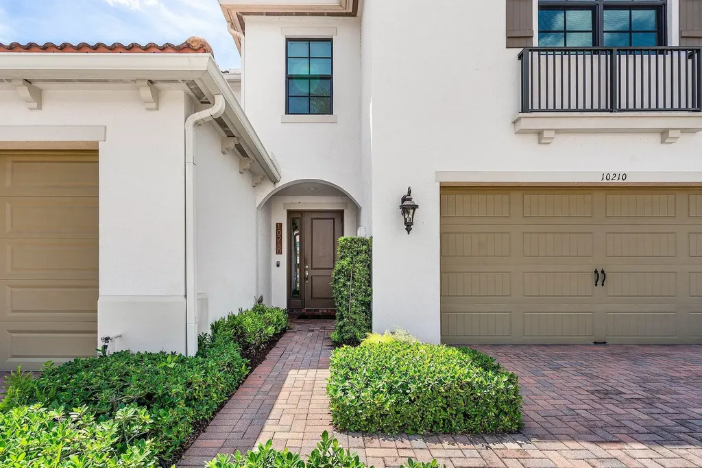 10210 Akenside Drive Boca Raton FL 33428