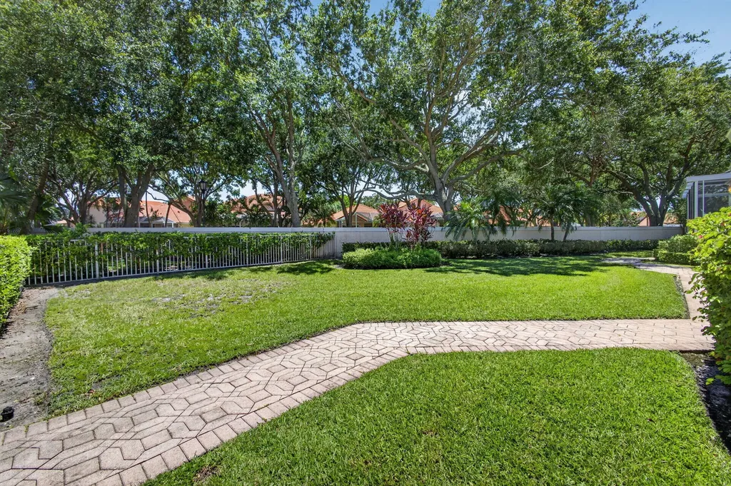 1048 Diamond Head Way Palm Beach Gardens FL 33418