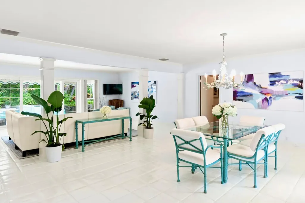 1421 N Lake Way Palm Beach FL 33480