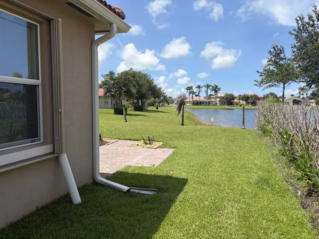 4111 Worlington Terrace Fort Pierce FL 34947