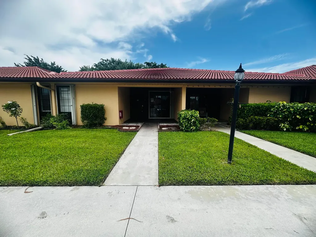 5933 Forest Hill Boulevard West Palm Beach FL 33415