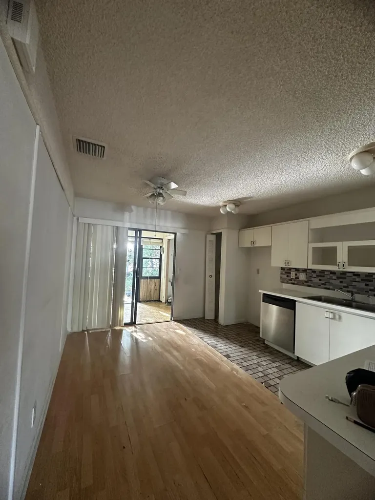 5933 Forest Hill Boulevard West Palm Beach FL 33415