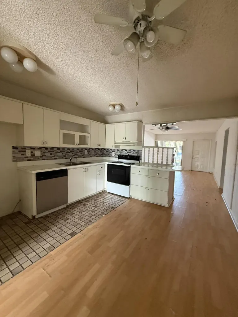 5933 Forest Hill Boulevard West Palm Beach FL 33415