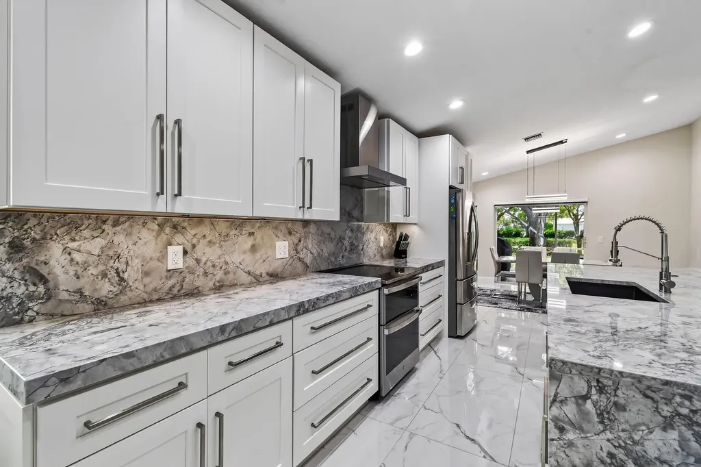 6274 Via Primo Street Lake Worth FL 33467