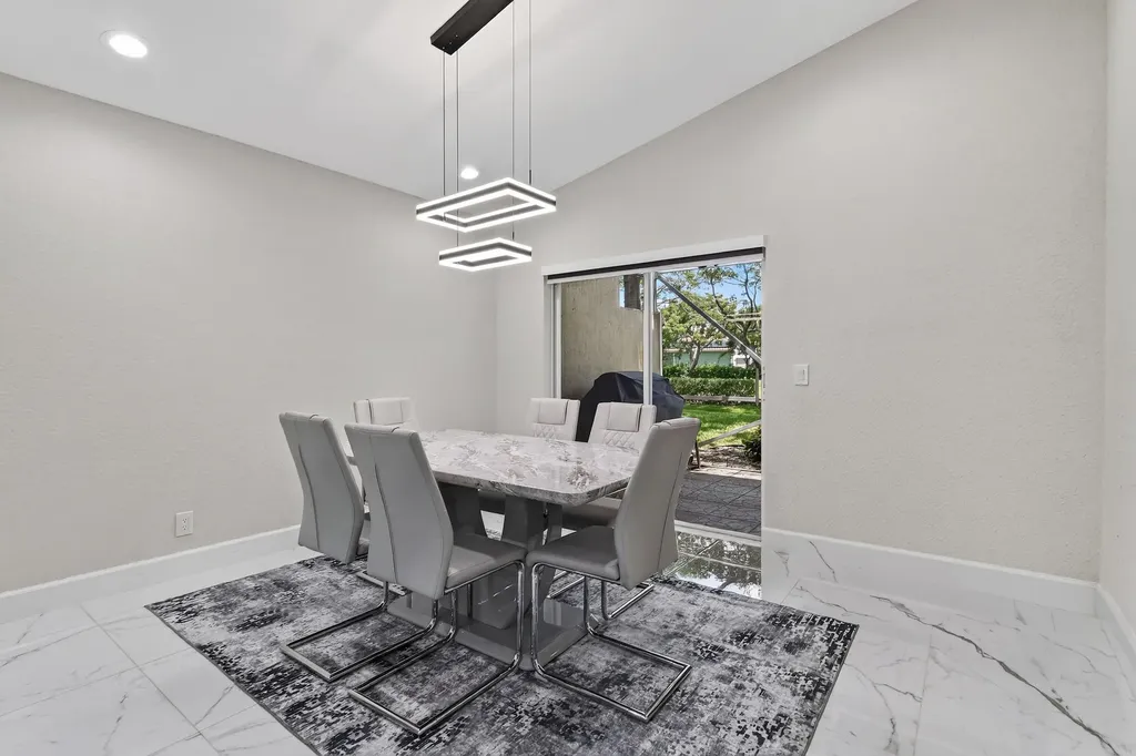 6274 Via Primo Street Lake Worth FL 33467