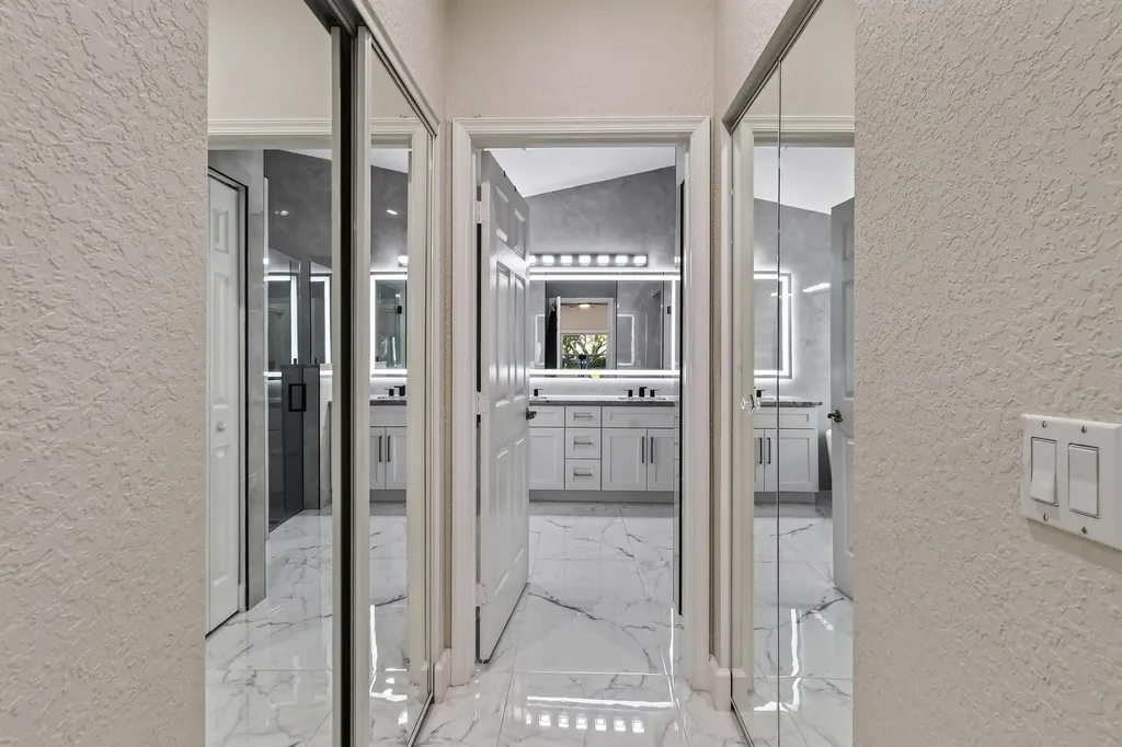 6274 Via Primo Street Lake Worth FL 33467