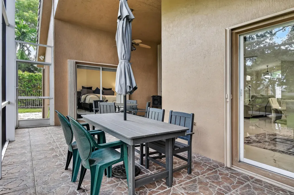 6274 Via Primo Street Lake Worth FL 33467