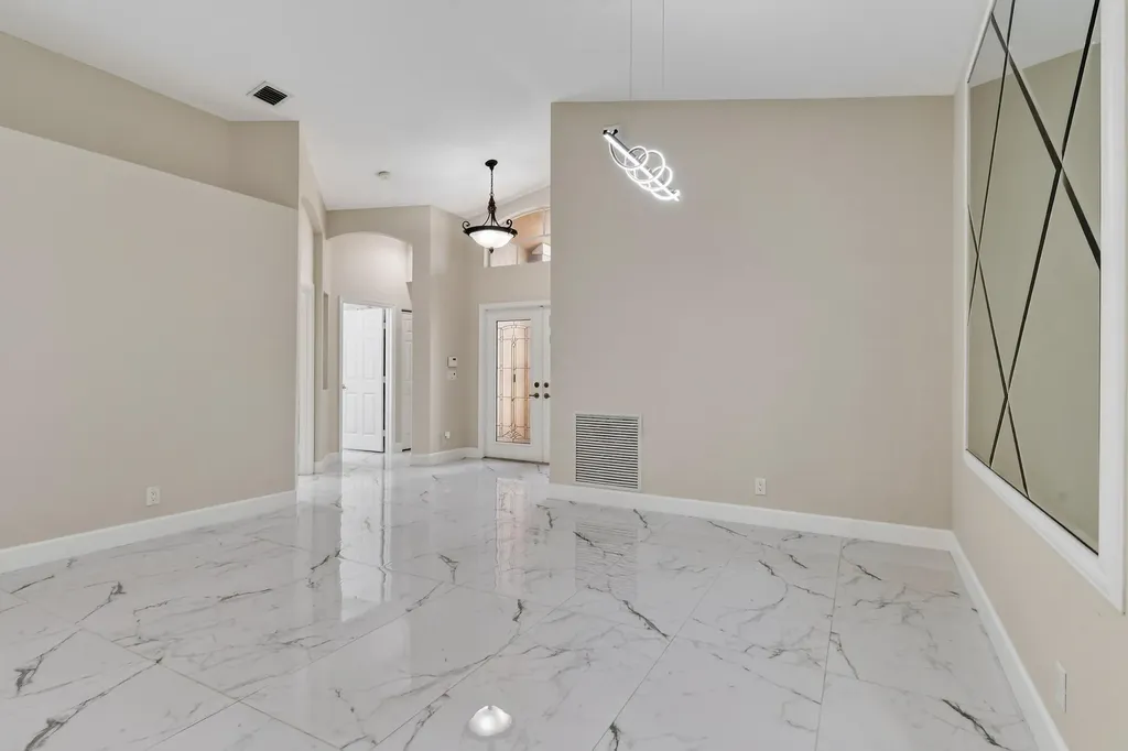 6274 Via Primo Street Lake Worth FL 33467