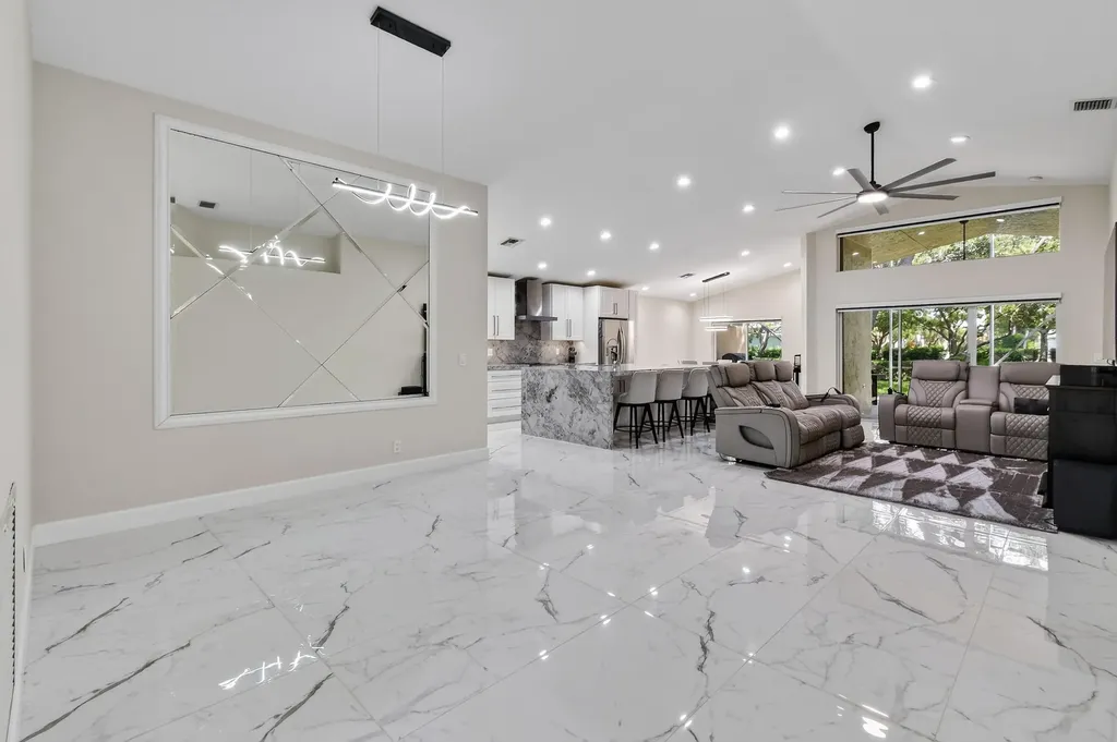 6274 Via Primo Street Lake Worth FL 33467
