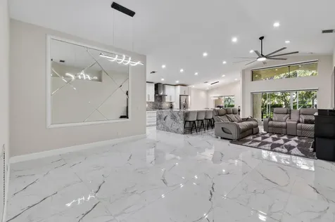 6274 Via Primo Street Lake Worth FL 33467
