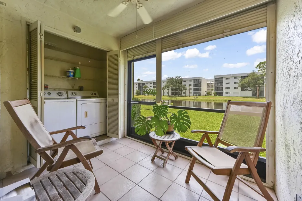 7618 Tahiti Lane Lake Worth FL 33467