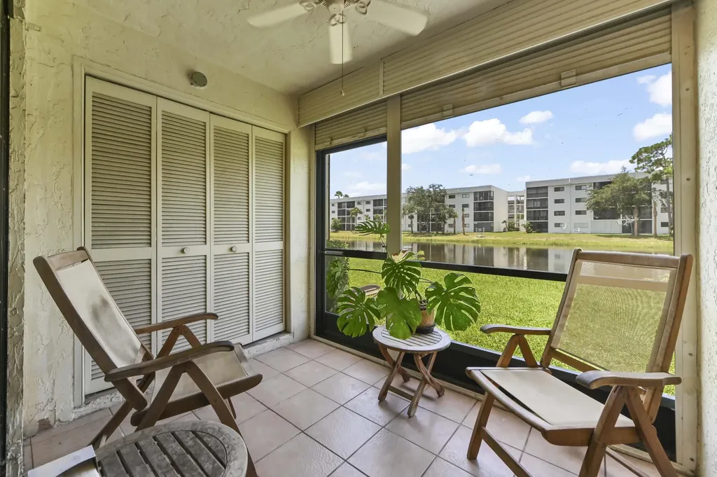 7618 Tahiti Lane Lake Worth FL 33467
