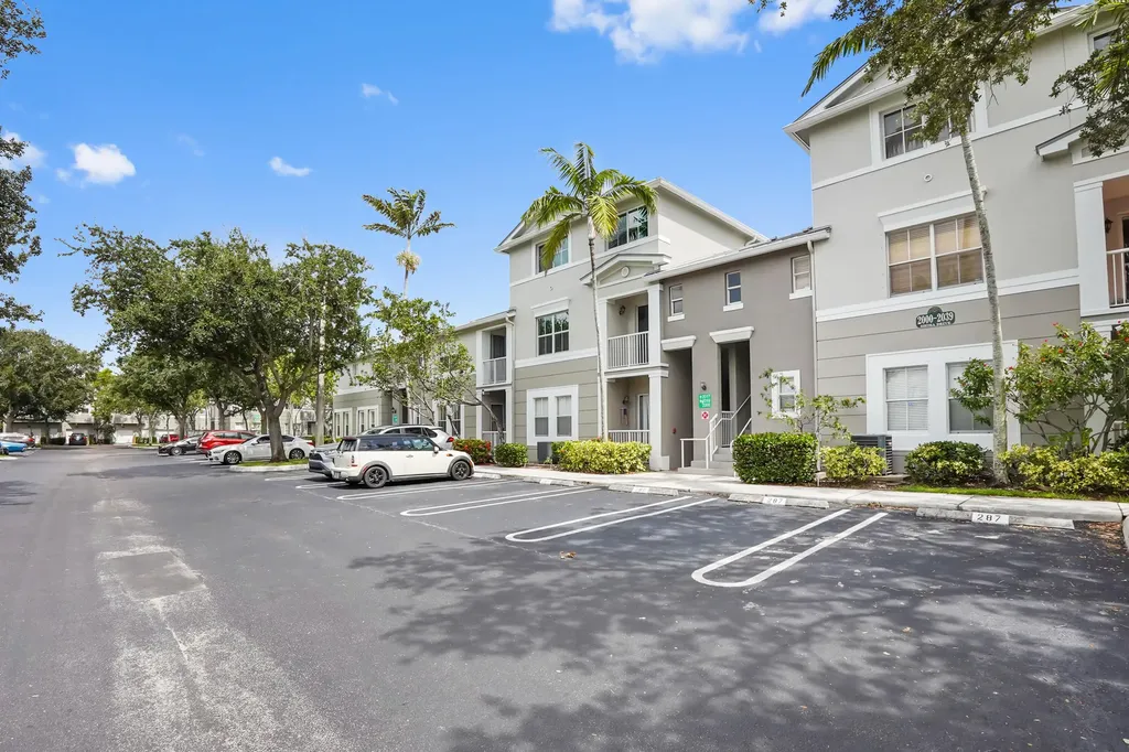 2019 Shoma Drive Royal Palm Beach FL 33414