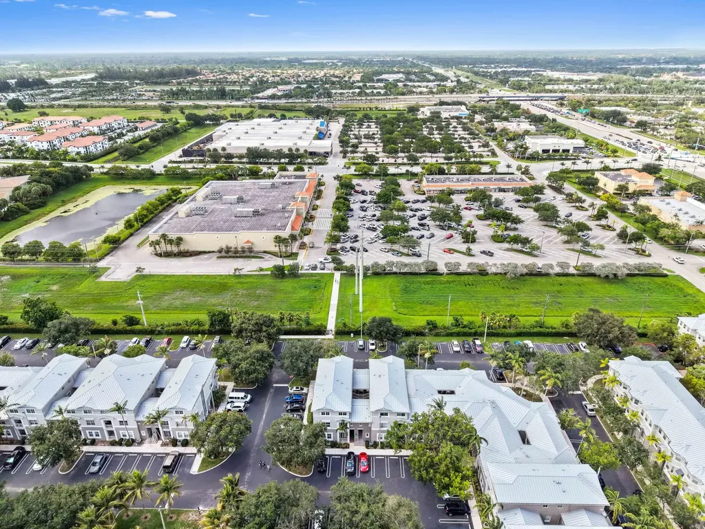2019 Shoma Drive Royal Palm Beach FL 33414