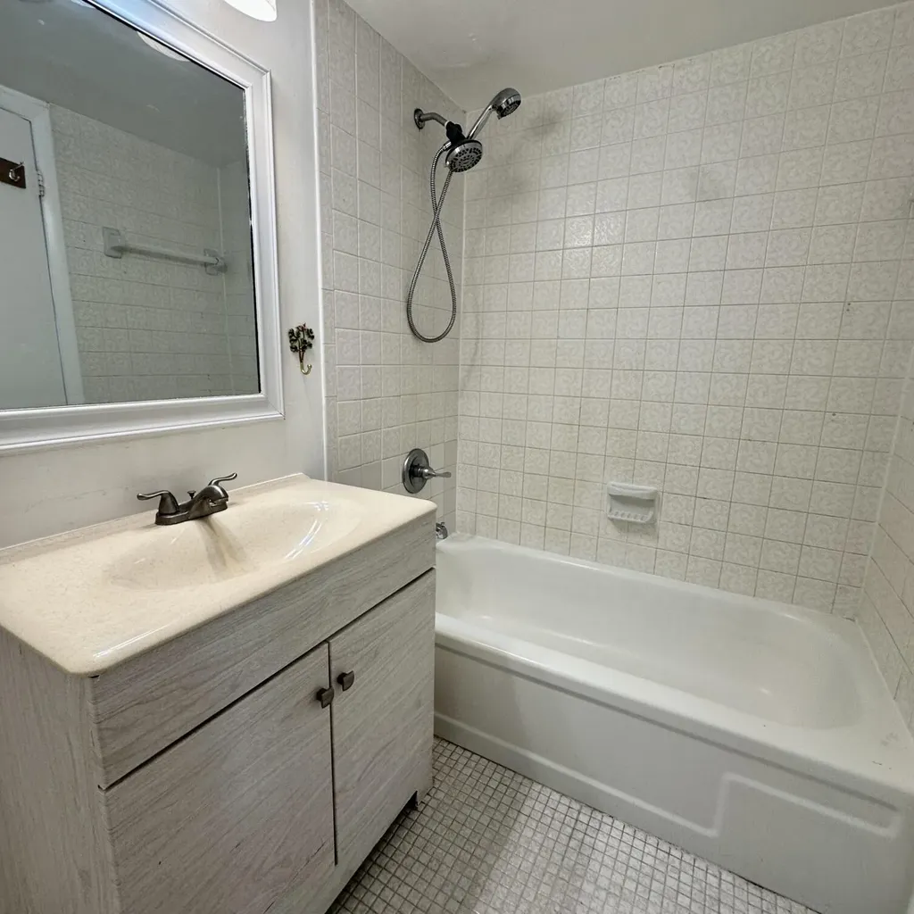 2851 NE 183rd Street Aventura FL 33160