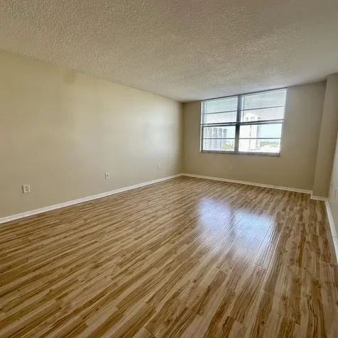 2851 NE 183rd Street Aventura FL 33160